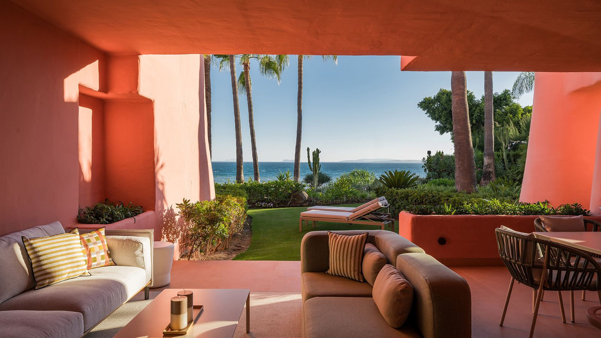 New Golden Mile, Estepona
