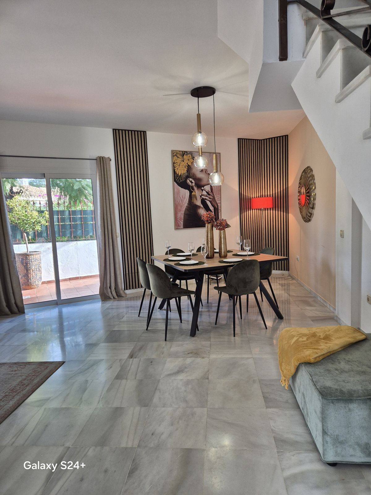 Nueva Milla de Oro, Estepona